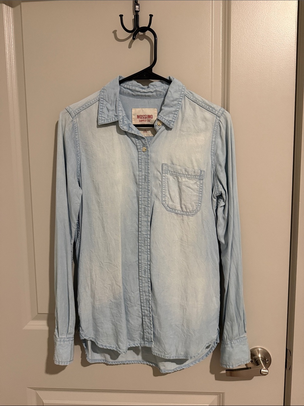 Mossimo Supply Co. Light Blue Denim Button-Up Shirt